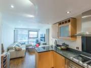 Flat to rent in Millharbour, Canary Wharf, London E14