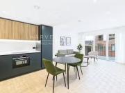 Flat to rent in Monarch Square, London SW11