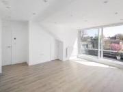Flat to rent in Montello Apartments, South Croydon CR2