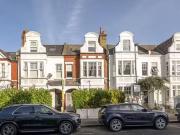 Flat to rent in Montserrat Road, Putney, London SW15