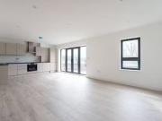 Flat to rent in More Close, Croydon, Purley CR8