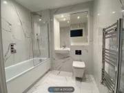 Flat to rent in Morello House, London E14