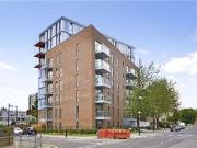Flat to rent in Moseley Lodge, Docklands E14