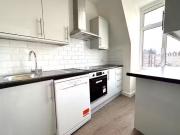 Flat to rent in Muswell Hill Broadway, London N10