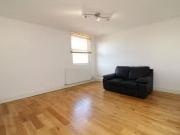Flat to rent in Nether Street, Finchley, London N3