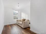 Flat to rent in New Cross Road, London SE14