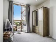 Flat to rent in New Malden House, Blagdon Road, New...