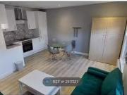 Flat to rent in Nursery Road, London SW19