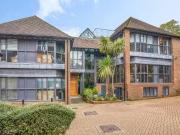 Flat to rent in Old Station Approach, Winchester,...