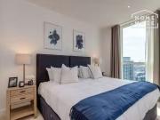 Flat to rent in Ostro Tower, Canary Wharf E14