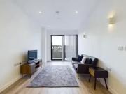 Flat to rent in Papermill House, Uxbridge UB8