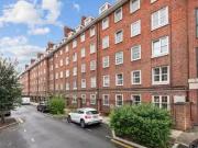 Flat to rent in Percival Street, London EC1V