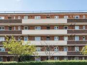 Flat to rent in Perystreete, Forest Hill, London SE23