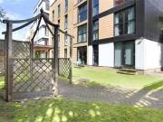 Flat to rent in Petergate, Wandsworth SW11