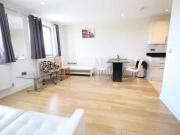 Flat to rent in Pinner Road, North Harrow HA1