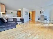 Flat to rent in Plumbers Row, London E1