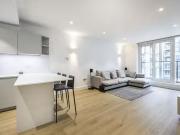 Flat to rent in Praed Street, London W2