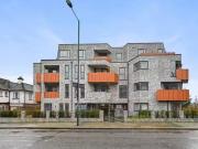 Flat to rent in Preston Road, Harrow HA3