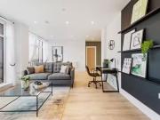 Flat to rent in Pyrcroft Road, Chertsey KT16