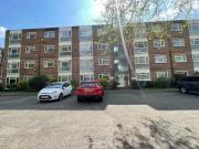 Flat to rent in Randmore Court, Beckenham BR3