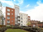 Flat to Rent in Reading Malcolm Place REL180273