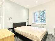 Flat to Rent in Reading Wesley Gate REL210162