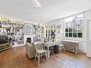 Flat to rent in Reform Street, London SW11