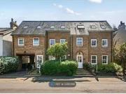 Flat to rent in Roberts Lodge, Kingston Upon Thames KT1