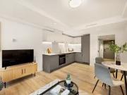Flat to rent in Rodney House, Dolphin Square, Chichester...