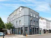 Flat to rent in Roman Road, London E3