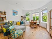 Flat to rent in Rondu Road, Cricklewood, London NW2
