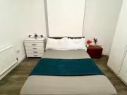 Flat to rent in Room 1, Greenford Road, Greenford UB6
