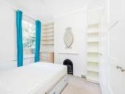 Flat to rent in Roskell Road, West Putney, London SW15