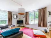 Flat to rent in Ross Road, South Norwood, London SE25