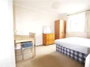 Flat to rent in Rossetti Road, London SE16