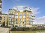 Flat to rent in Rotherhithe Street, Rotherhithe SE16