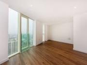 Flat to rent in Saffron Central Square, East Croydon,...