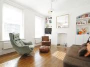 Flat to rent in Salcombe Road, London N16