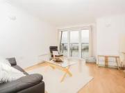 Flat to rent in Seacon Wharf, Hutchings Street, London E14