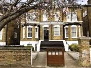 Flat to rent in Southbrook Road, London SE12
