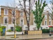 Flat to rent in Southgate Road, Islington N1