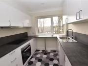 Flat to rent in Southwark Bridge Road, London SE1