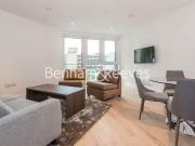 Flat to rent in Sovereign Court, Hammersmith W6