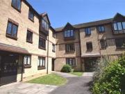 Flat to rent in Spring Close, Dagenham RM8