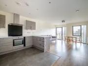 Flat to rent in Stainsby Road, London E14