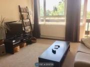 Flat to rent in Stockwell, London SW8