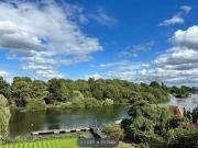 Flat to rent in Strawberry Vale, Twickenham TW1