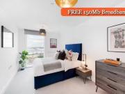 Flat to rent in Stylus Place, Hayes UB3