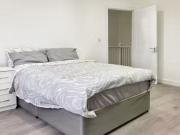 Flat to rent in Sunny Gardens Parade, London NW4