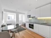 Flat to rent in The Residences, Edridge Road, Croydon CR0